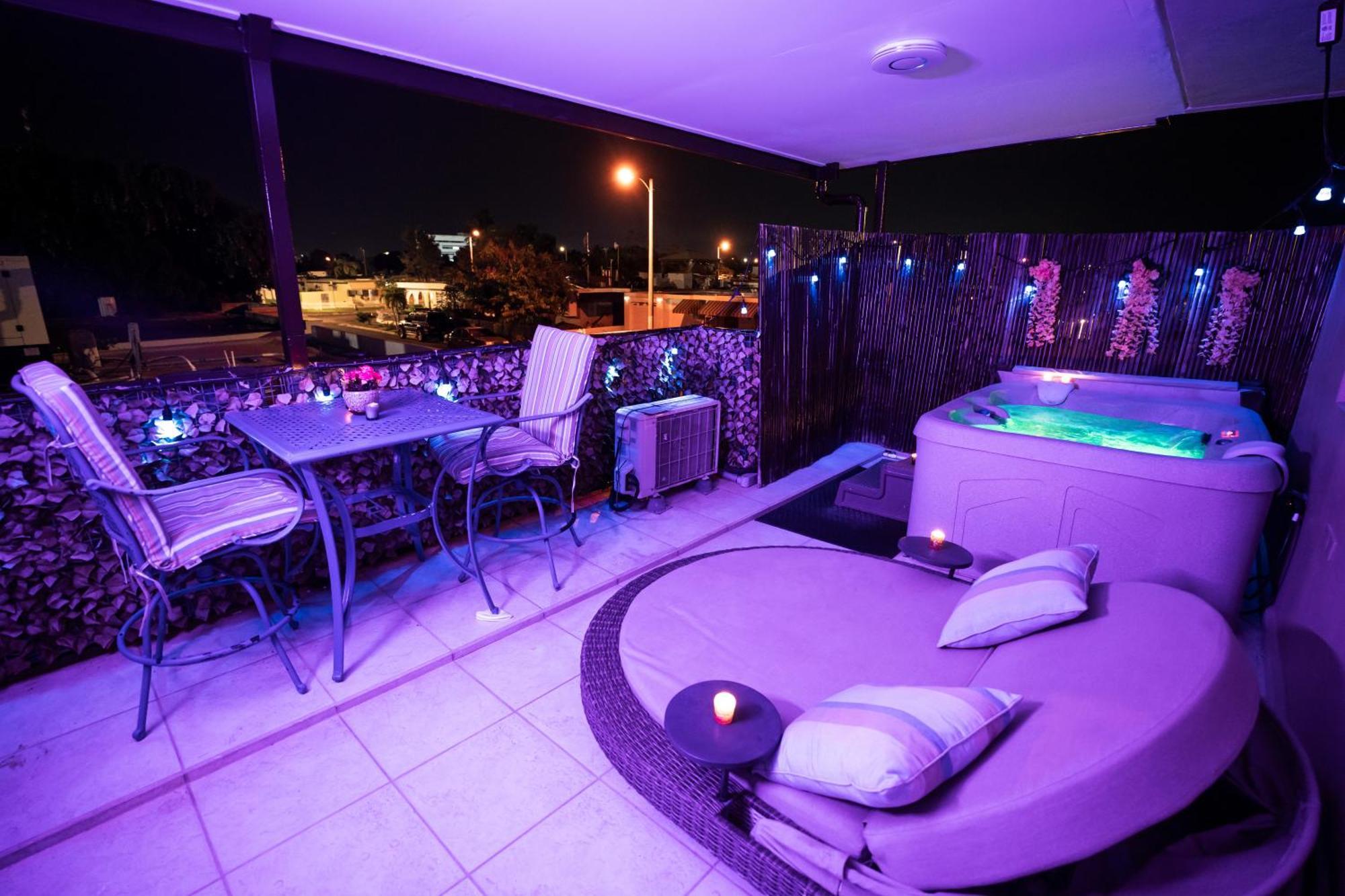شقة Luxury Retreat With Private Jacuzzi And Mountain Views Free Parking بونسي المظهر الخارجي الصورة
